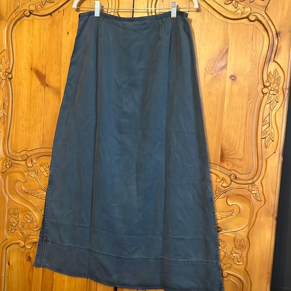 Maxi skirt - Picture 1 of 3
